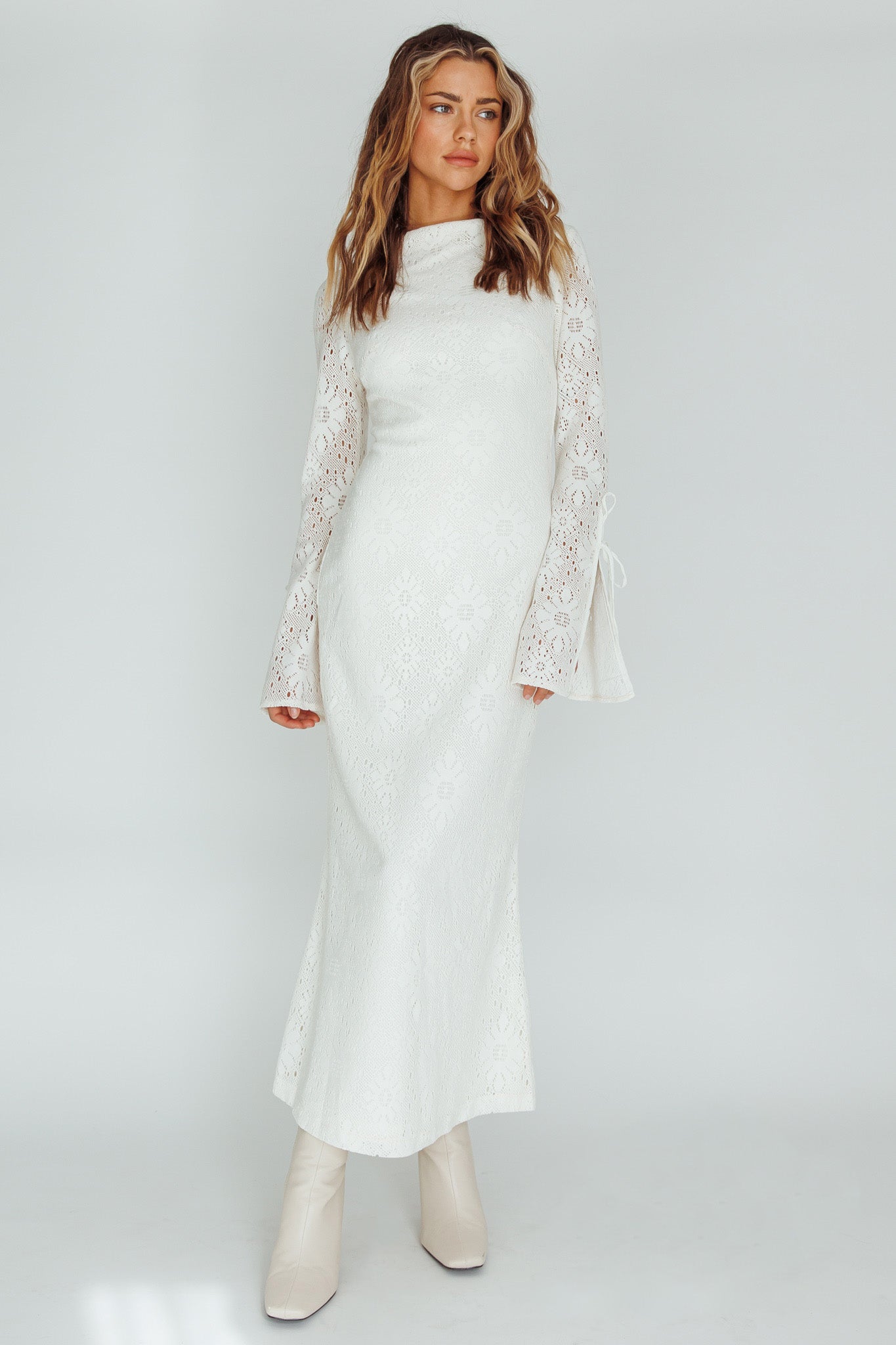 Shop the Kalia Long Sleeve Lace Midi Dress Cream Selfie Leslie Australia