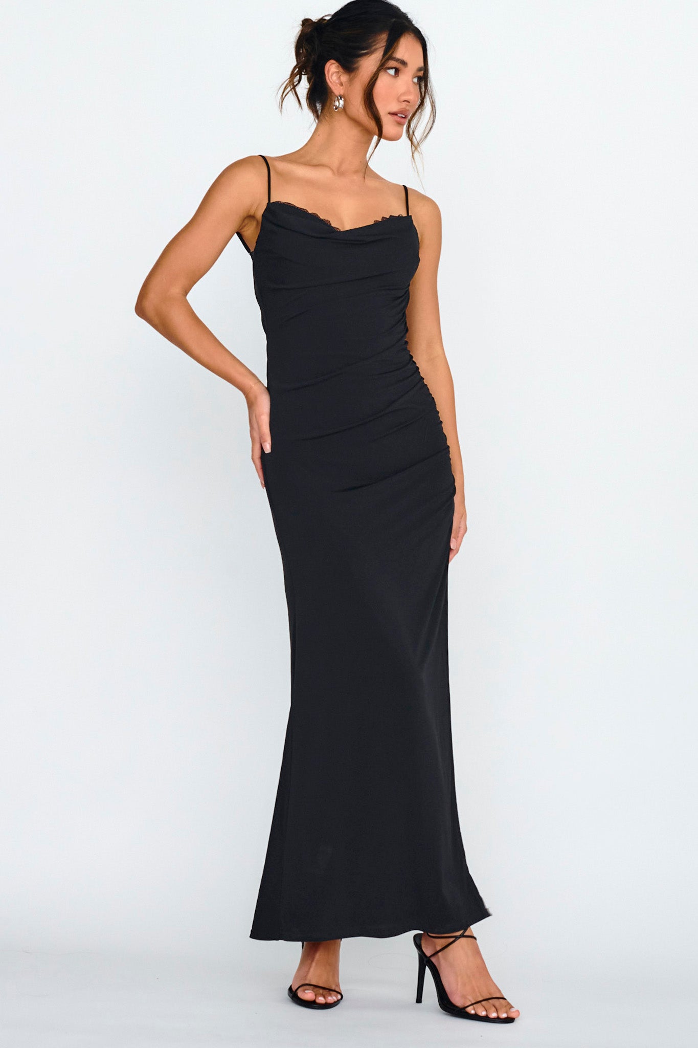Lace trim maxi dress 2025